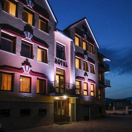 מילובקה Hotel Milena מראה חיצוני תמונה