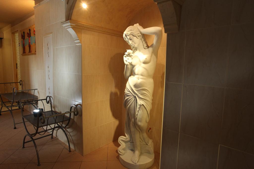 מילובקה Hotel Milena מראה חיצוני תמונה