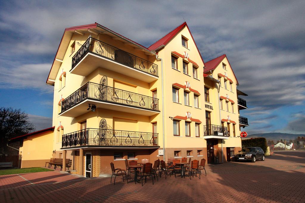 מילובקה Hotel Milena מראה חיצוני תמונה