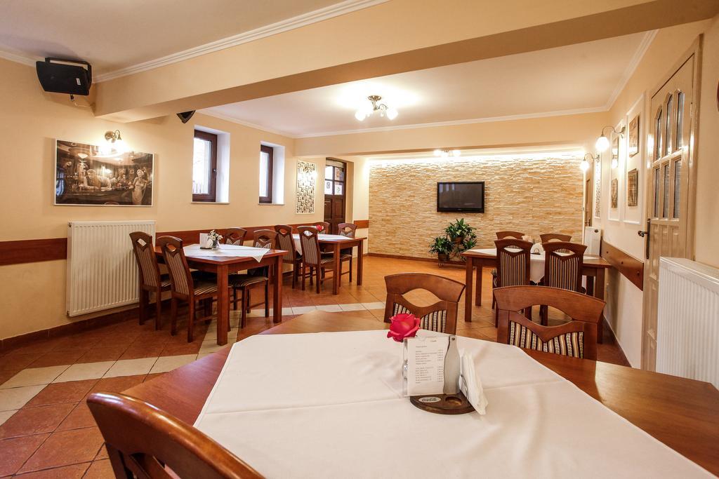 מילובקה Hotel Milena מראה חיצוני תמונה