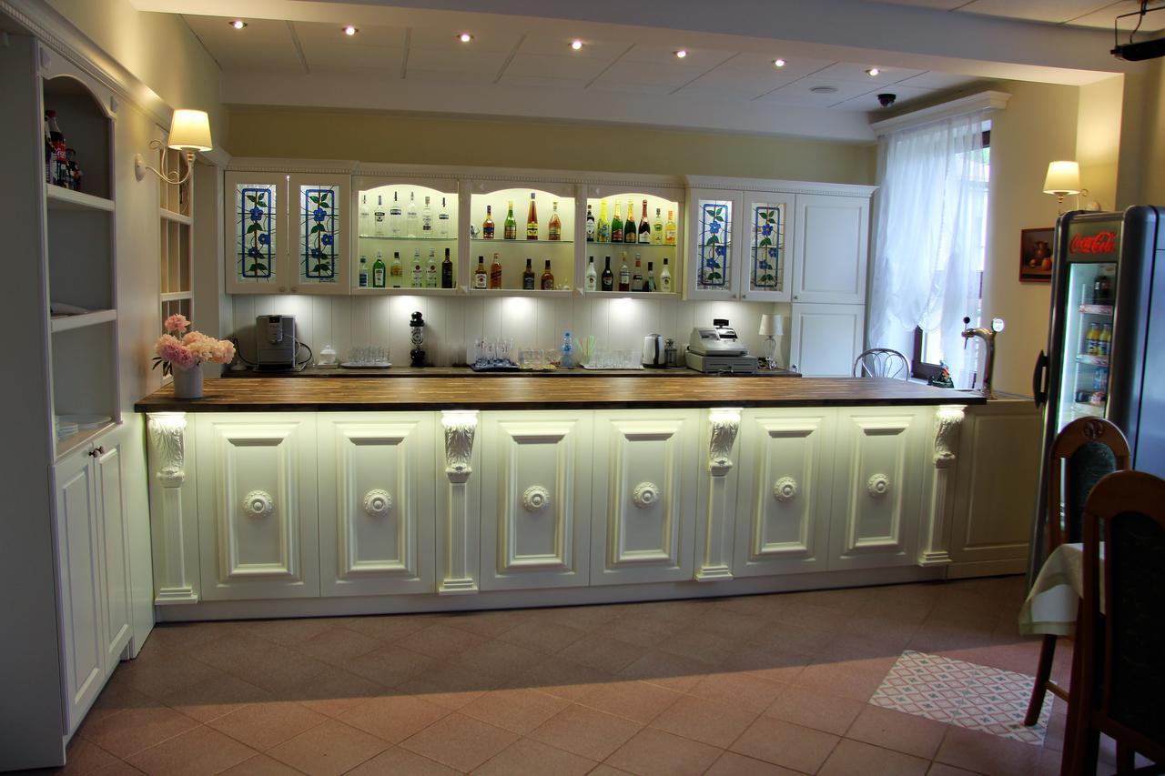 מילובקה Hotel Milena מראה חיצוני תמונה