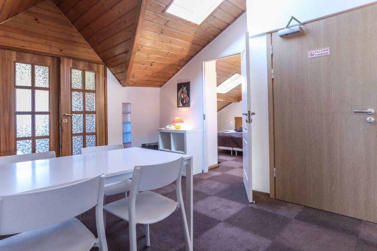 מילובקה Hotel Milena מראה חיצוני תמונה