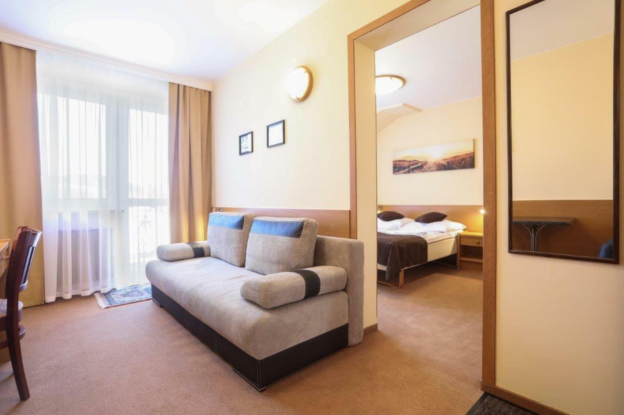 מילובקה Hotel Milena מראה חיצוני תמונה